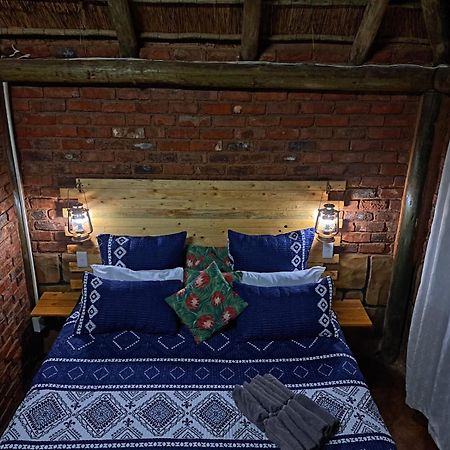 5 Sleeper Bushcamp Chalet Hartbeespoort Exterior foto